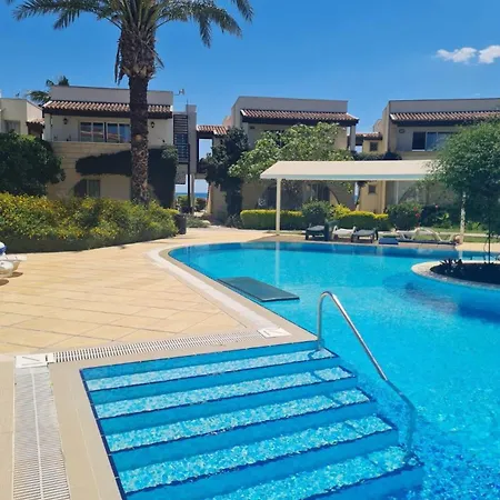 Sunrise Club Coastal Apt- Seaside & Pool *