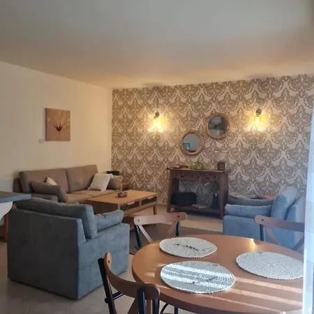 Apartman Sunrise Club Coastal Apt- Seaside & Pool